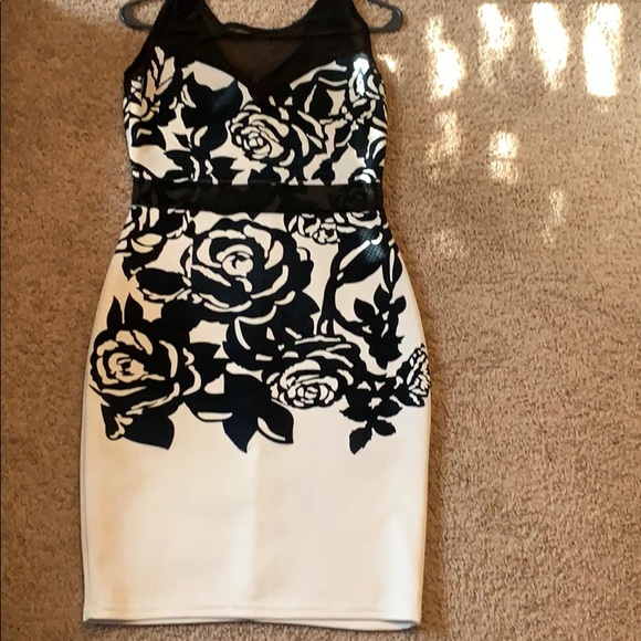 Cocktail dress - Picture 1 of 2